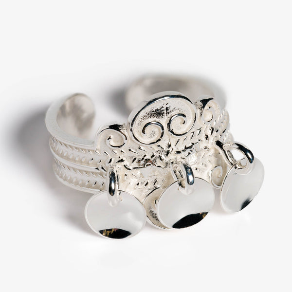 Bunad Ring with Three Spoons by Sylvsmidja – Vesterheim Museum Store