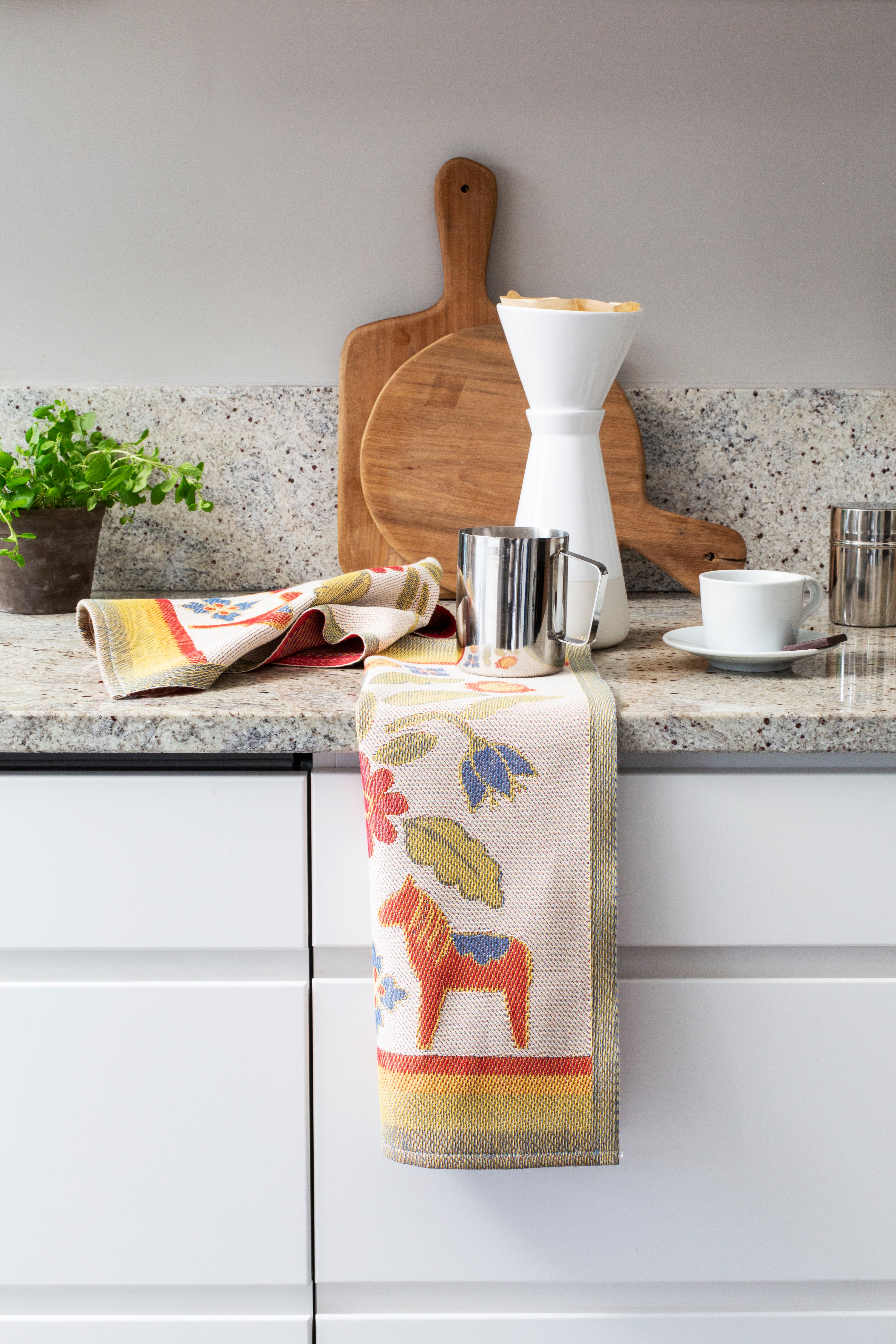 Kurbitsblom Towel by Ekelund