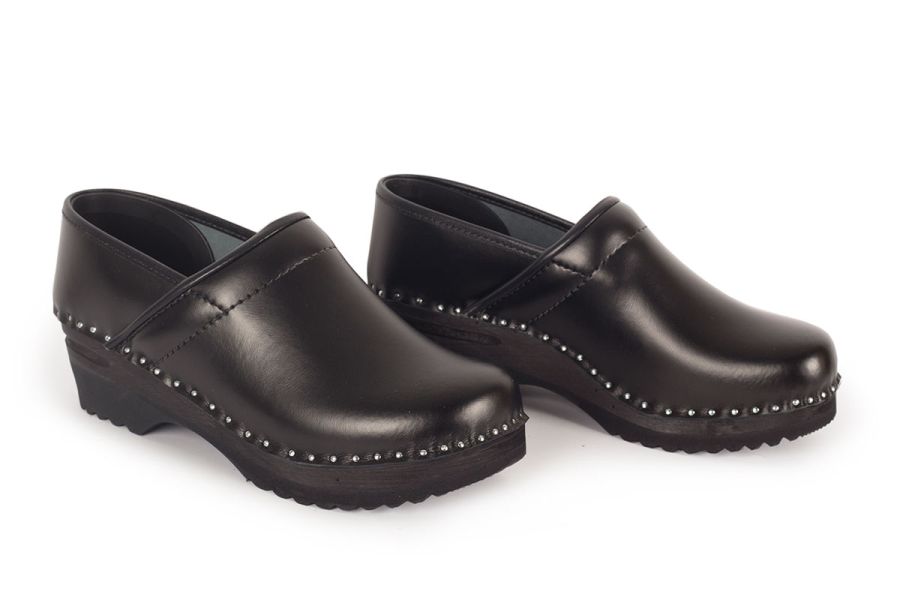 Closed Back Clogs Van Gogh Black