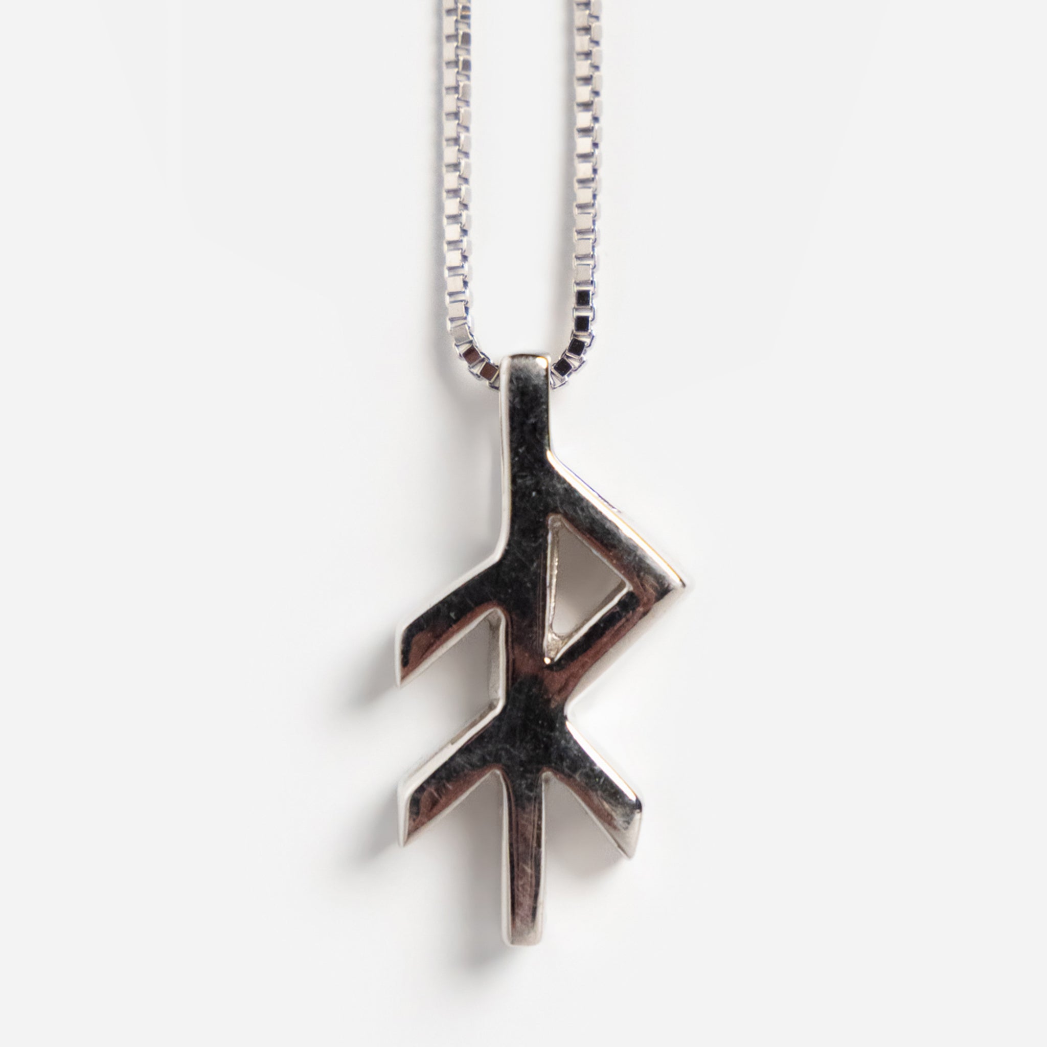 Runic Pendants by Alrun - Energy