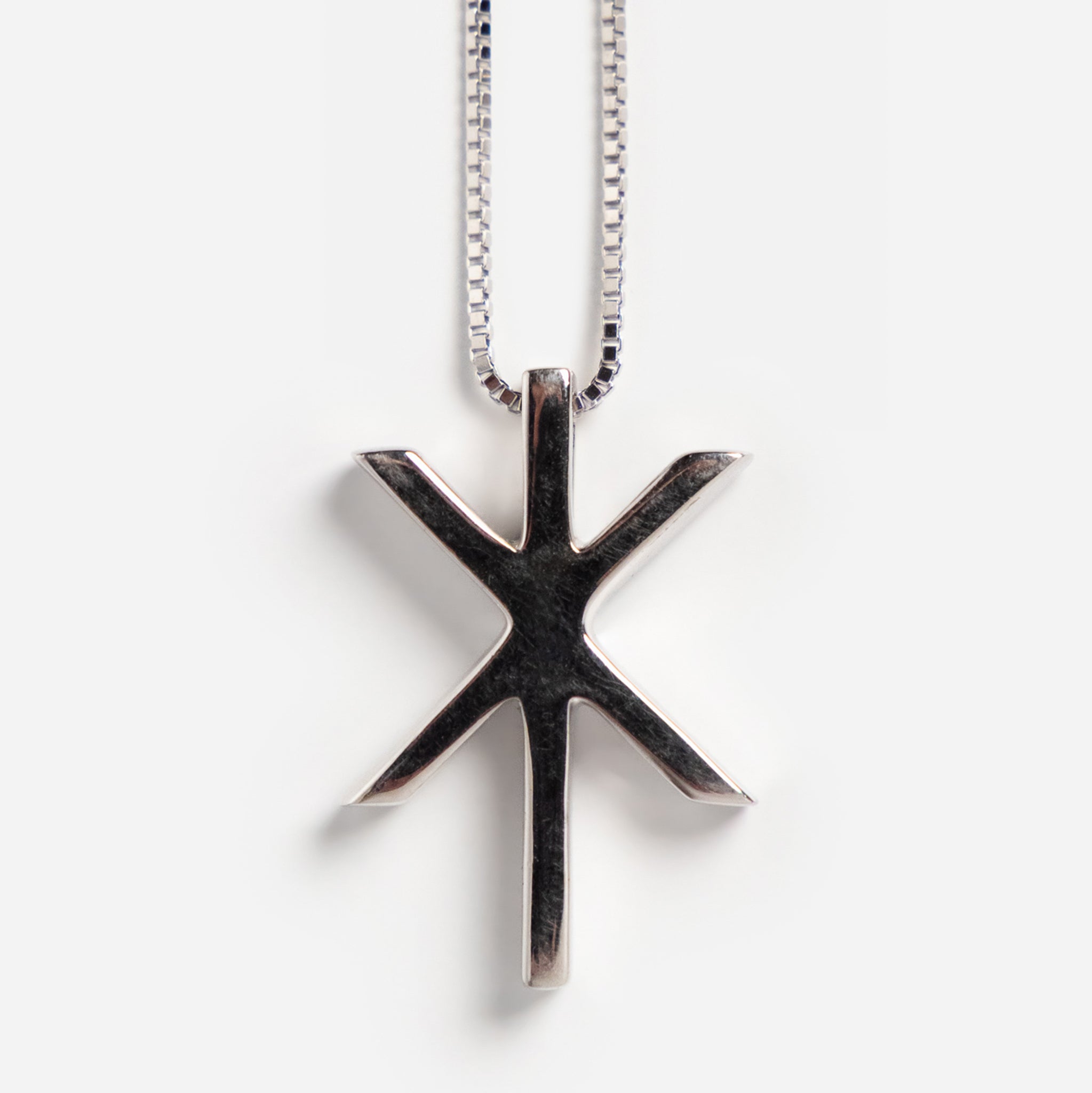 Runic Pendants by Alrun - Strength